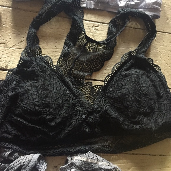 Aerie Bralettes size medium - Picture 7 of 8